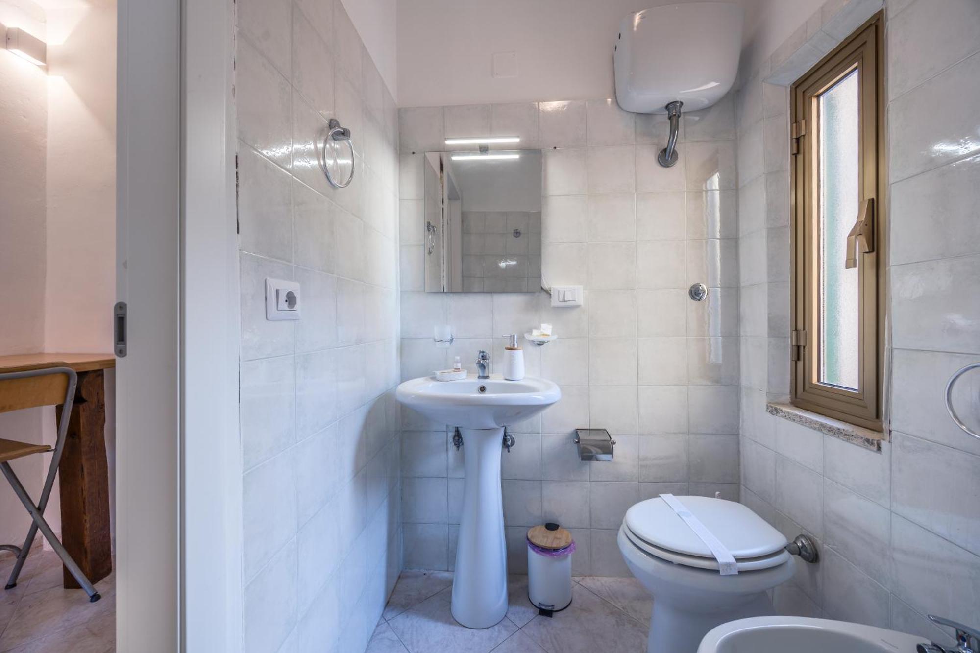 A 100mt Dalla Metro C Loft Grazioso E Giardino Appartement *